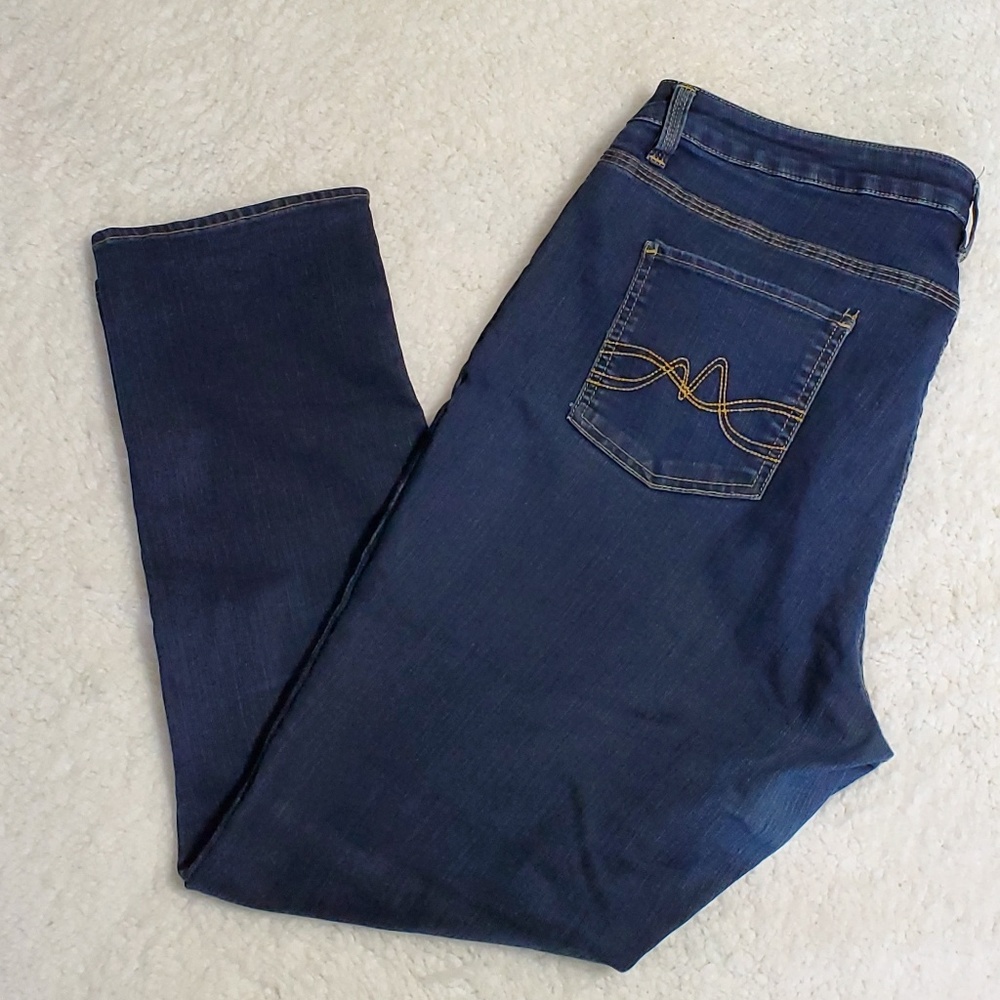 New York & Company Curvy Skinny